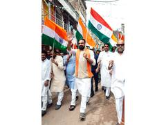 
      
      Bihar: CM extends wishes to people on Independence Day eve
      
      