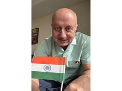 
      
      Anupam Kher extends Independence Day wishes
      
      