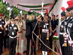 
      
      TN CM C Joseph Vijay hoists Tricolour on 80th Independence Day
      
      
