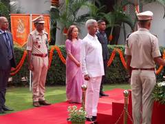 
      
      EAM Jaishankar extends I-Day wishes
      
      
