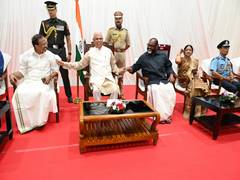 
      
      I-Day: Keralam Governor Hosts ‘At Home’ reception at Lok Bhavan
      
      