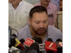 
      
      Tejashwi Yadav announces Aug 19 protest over paper leaks, Siwan
      
      