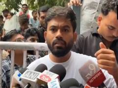 
      
      Dipke alleges technical failures at Bombay HC Clerk exam
      
      