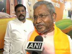 
      
      Marandi accuses Jharkhand govt of delaying talks with protesting
      
      