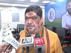 
      
      Ponnam Prabhakar vows to fight for Kalyana Lakshmi in HC
      
      