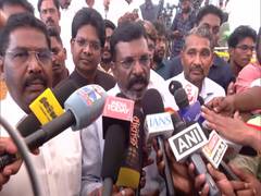 
      
      VCK Chief meets CM Vijay, seeks support for state autonomy
      
      