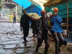 
      
      Pilgrim dies, two injured after boulders fall in U'khand
      
      