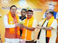
      
      Dhami holds BJP meeting, calls for stronger booth-level connect
      
      