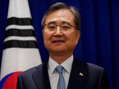 
      
      Seoul says Trump’s drill cuts came without prior notice
      
      
