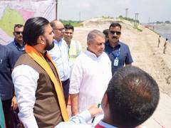 
      
      Bihar: CM Samrat Choudhary reviews Kosi-Mechi river link project
      
      