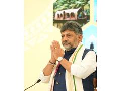 
      
      Shivakumar pushes to retain 543 LS seats, honour 1971 census
      
      