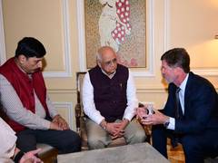 
      
      Gujarat, Walmart explore global market opportunities for MSMEs an
      
      