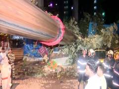
      
      Several injured as crane collapses on house in Mumbai's Kurla
      
      