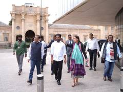 
      
      CM Revanth Reddy invites Oxford University to offer education in
      
      