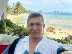
      
      Kunal Kohli wants FDA to ‘raid’ Indian kitchen shelves
      
      