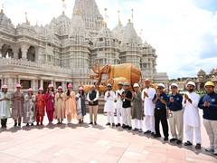 
      
      Gujarat CM visits BAPS Akshardham temple in New Jersey
      
      