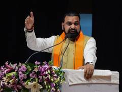 
      
      Samrat Choudhary urges Bengal CM to open all Farakka Barrage gate
      
      