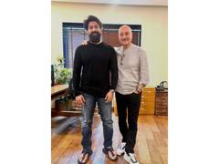 
      
      Anupam Kher meets Yash ahead of 'Toxic' release
      
      