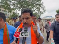 
      
      Vijayendra questions Hanur forest firing
      
      