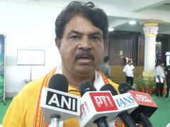
      
      Karnataka LoP R Ashoka announces indefinite day-and-night Dharna
      
      