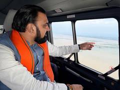 
      
      Bihar CM conducts aerial survey of flood-hit areas
      
      