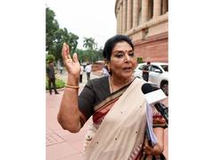 
      
      Renuka Chowdhury takes jibe over waterlogging outside Parliament
      
      