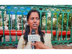 
      
      Keralam LPST rank holders stage street protest with Pookkalam
      
      