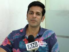 
      
      Ashish Gokhale shares work experience with Priyadarshan
      
      