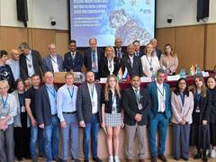 
      
      India participates in Russia-India roundtable
      
      