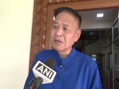 
      
      Tibetans in exile hold special prayers for Nepal-Tibet flood vict
      
      