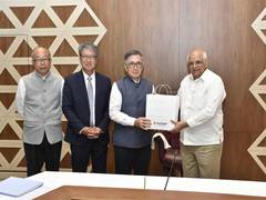 
      
      Gujarat CM meets Suzuki delegation over investment opportunities
      
      
