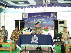 
      
      CISF DG reviews security preparedness of Delhi Metro
      
      