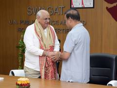 
      
      Assam CM explores Gujarat’s SWAGAT online grievance redressal
      
      