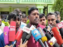 
      
      Nepal floods: Families, friends submit petition to Krishnagiri DC
      
      