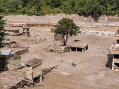 
      
      Tamil Nadu: Retired nurse missing after Nepal flash floods
      
      