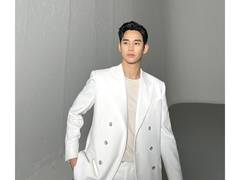 
      
      Kim Soo-hyun to make first public appearance in South Korea
      
      