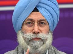 
      
      Phoolka slam BJP MPs for visiting Sajjan Kumar's residence
      
      