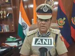 
      
      Man found dead near electric pole in New Delhi
      
      