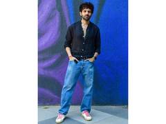 
      
      Kartik Aaryan's 'Captain India' set to go on floors in London
      
      
