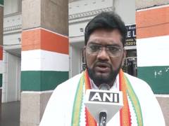 
      
      Hyderabad Congress Committee President seeks answers from AIMIM
      
      