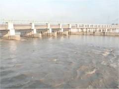 
      
      Bihar: Water level of Gandak River fluctuates
      
      