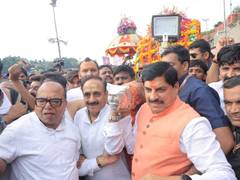 
      
      MP CM Mohan Yadav participates in Baba Mahakal’s Sawari in Ujjain
      
      