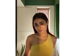 
      
      Shalini Pandey reacts to fake AI video
      
      