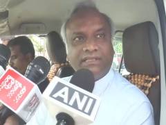 
      
      Priyank Kharge slams FIR against Rahul Gandhi over Haldwani row
      
      