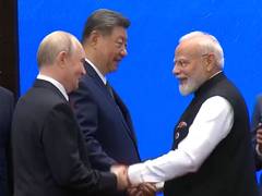 
      
      SCO Summit: PM Modi, Chinese President Xi engage in handshake
      
      