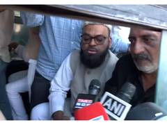 
      
      ‘Election Commission Chalo’ Protest: Prakash Raj, others detained
      
      
