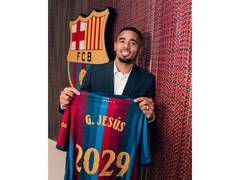 
      
      Gabriel Jesus joins Barcelona from Arsenal on three-year deal
      
      