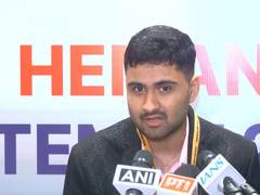 
      
      Youth from Gujarat enters record books
      
      