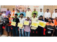 
      
      Symbolic checks distributed to outsourced workers under BOCW sche
      
      
