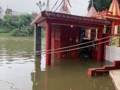 
      
      UP: Ganga water level rises above warning mark in Varanasi
      
      